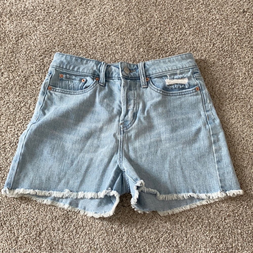 wild fable light wash shorts